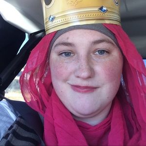 Meet your Posher, Amelia